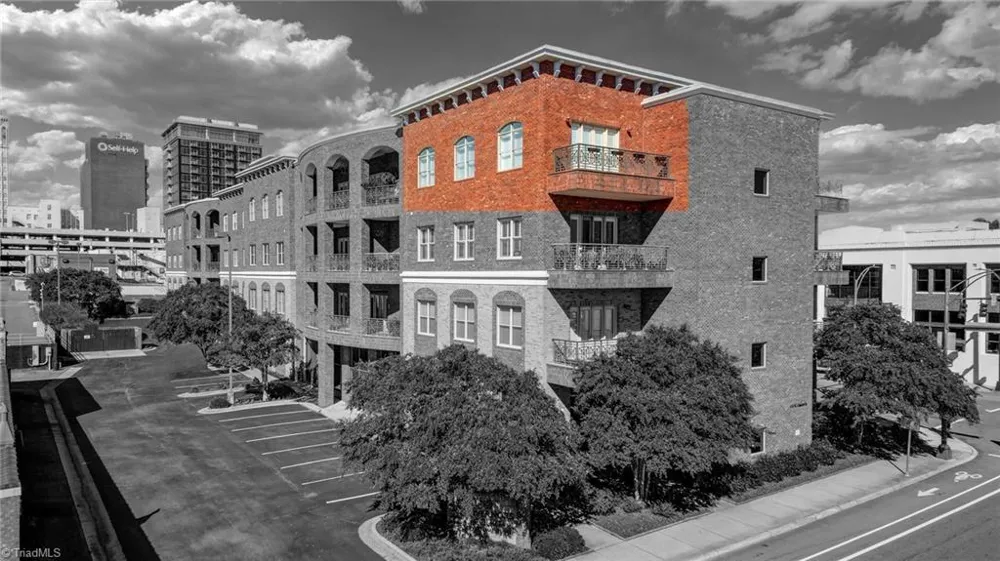 113 Church Street #312 Greensboro, NC 27401