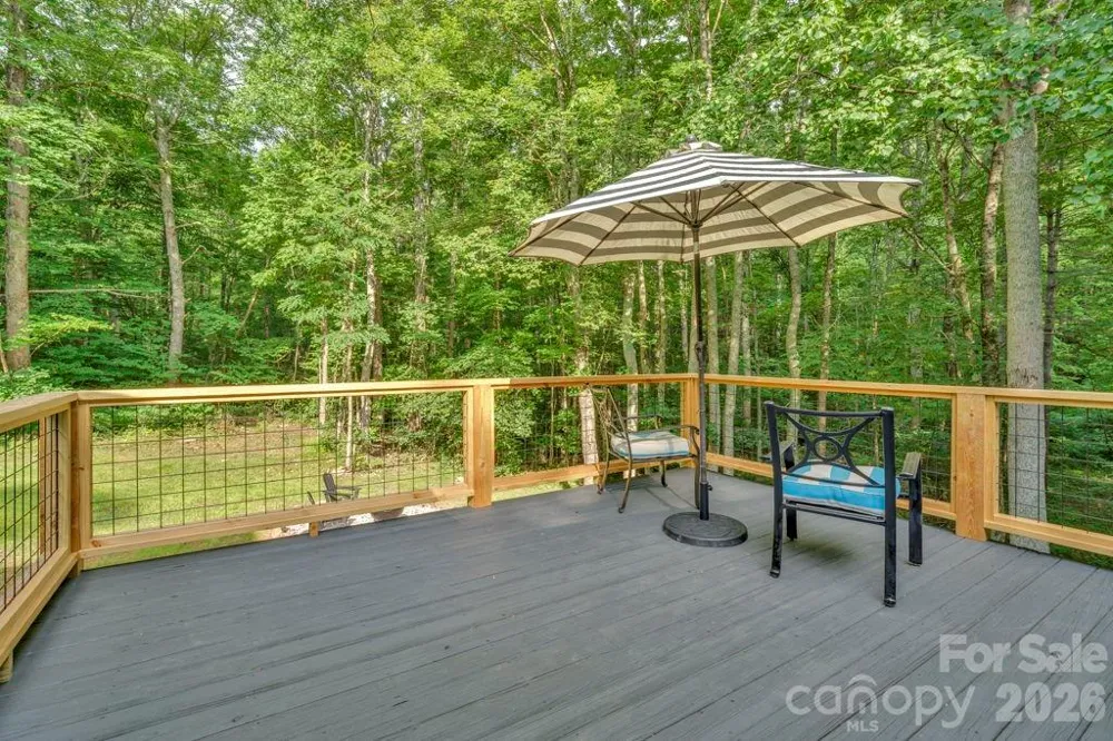 2281 Old Nc Highway 16 Highway Jefferson, NC 28640