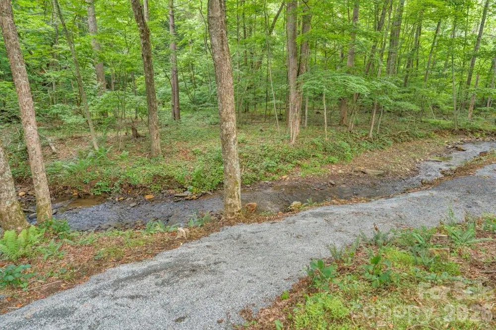 2281 Old Nc Highway 16 Highway Jefferson, NC 28640