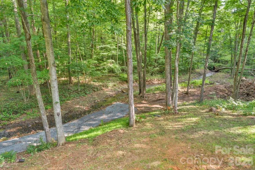 2281 Old Nc Highway 16 Highway Jefferson, NC 28640