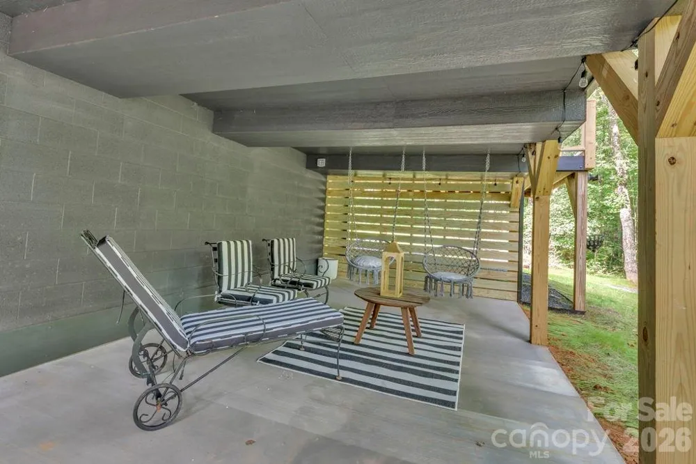 2281 Old Nc Highway 16 Highway Jefferson, NC 28640