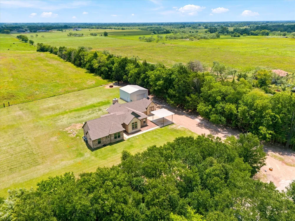 10551 County Road 155a Kaufman, TX 75142