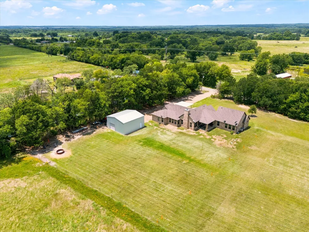 10551 County Road 155a Kaufman, TX 75142