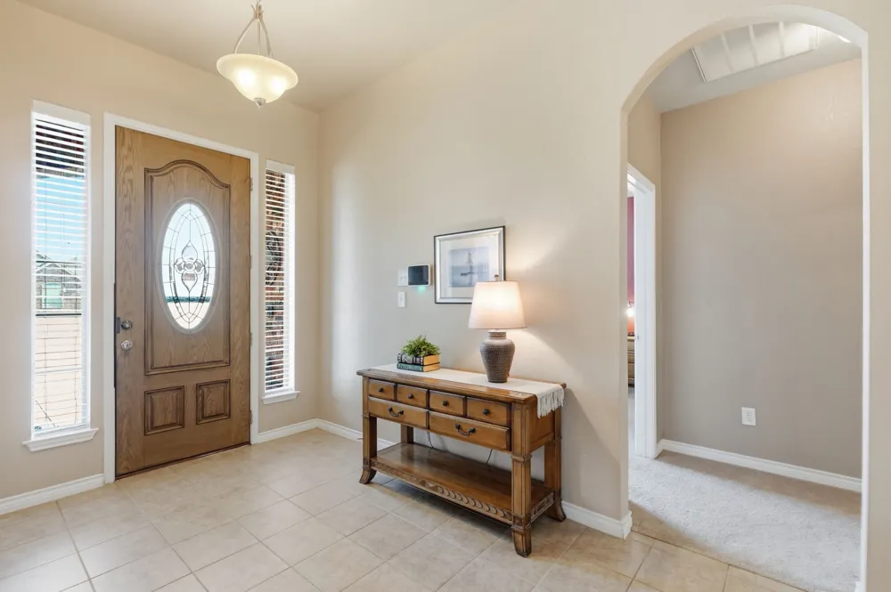 812 Peach Lane Burleson, TX 76028