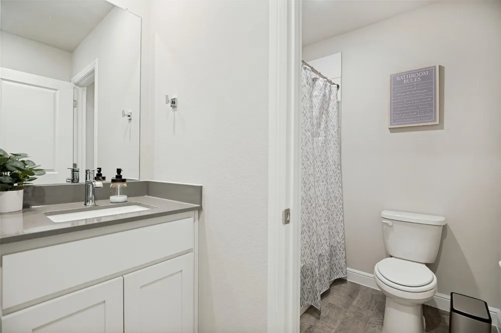 1337 Rolling Meadows Drive Cedar Hill, TX 75104