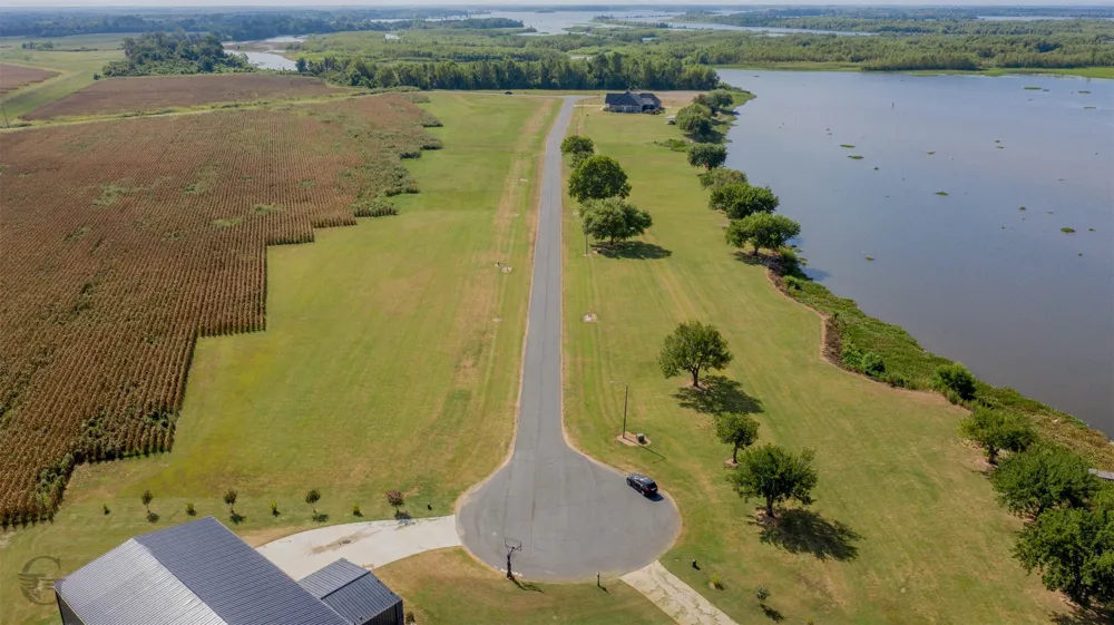 498 Jt White Road Elm Grove, LA 71051