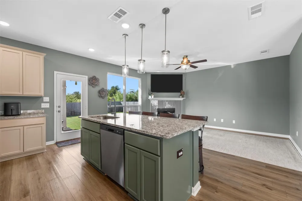 6940 Sulphur Court China Spring, TX 76633