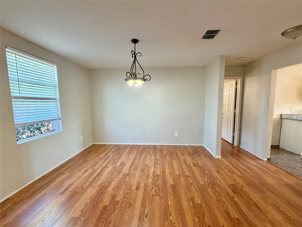 2732 Ingram Circle Mesquite, TX 75181
