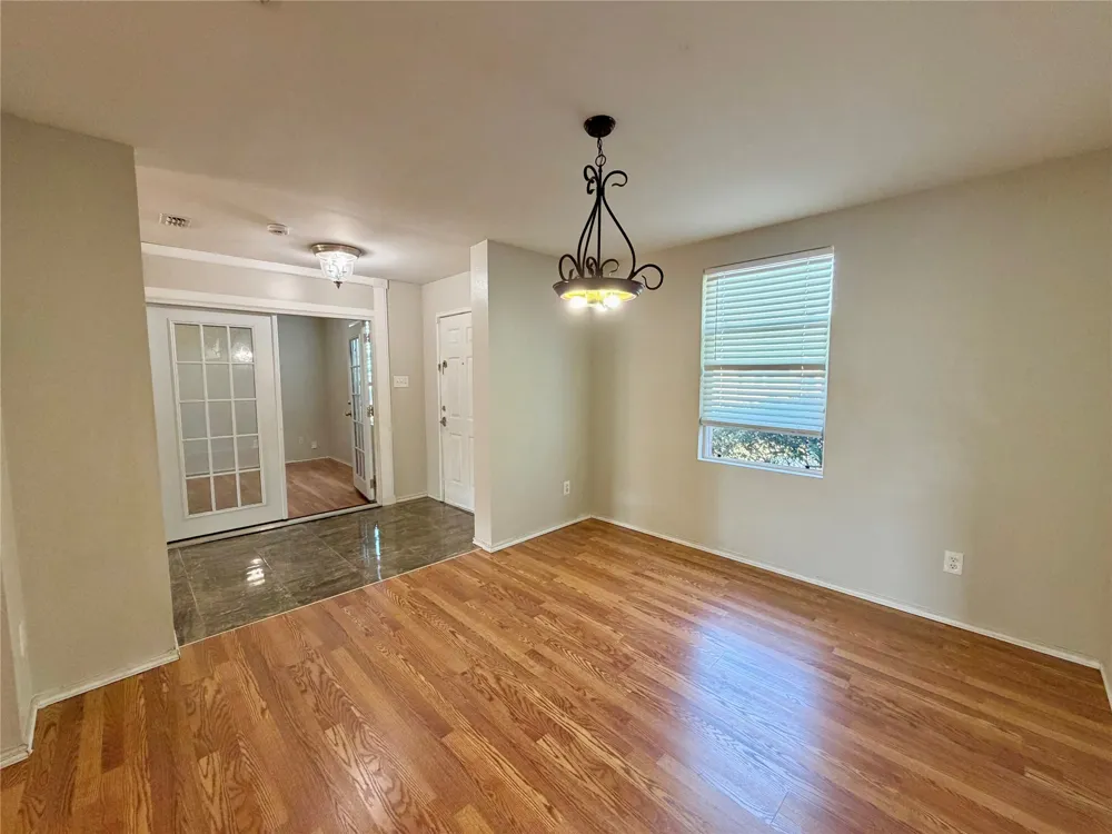 2732 Ingram Circle Mesquite, TX 75181