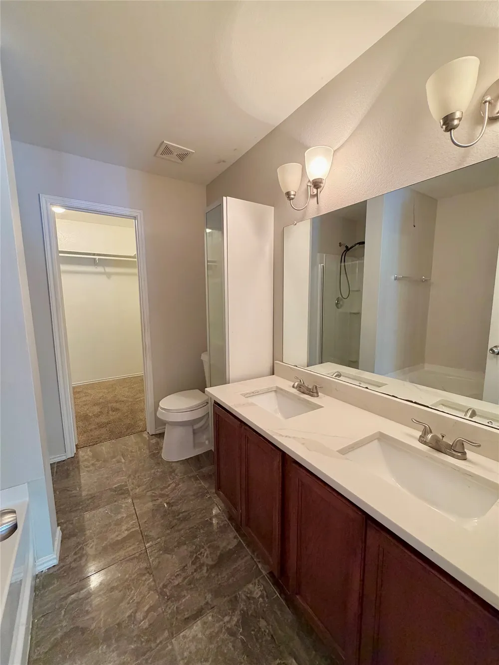 2732 Ingram Circle Mesquite, TX 75181