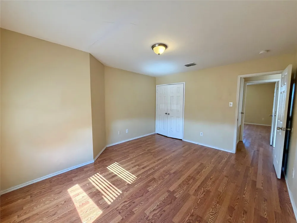 2732 Ingram Circle Mesquite, TX 75181