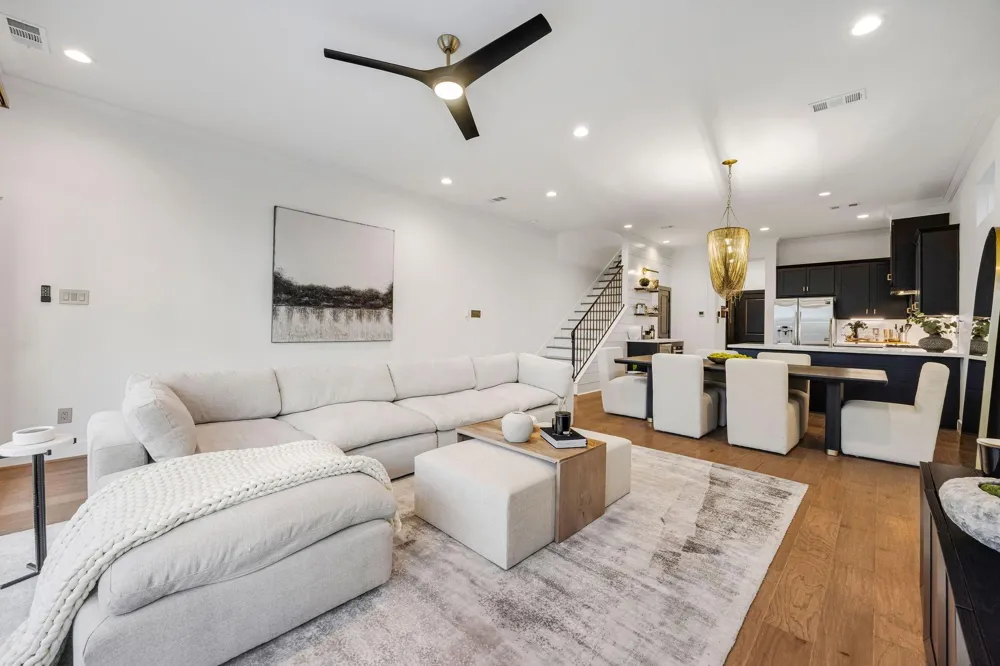 5537 Petty Street Houston, TX 77007