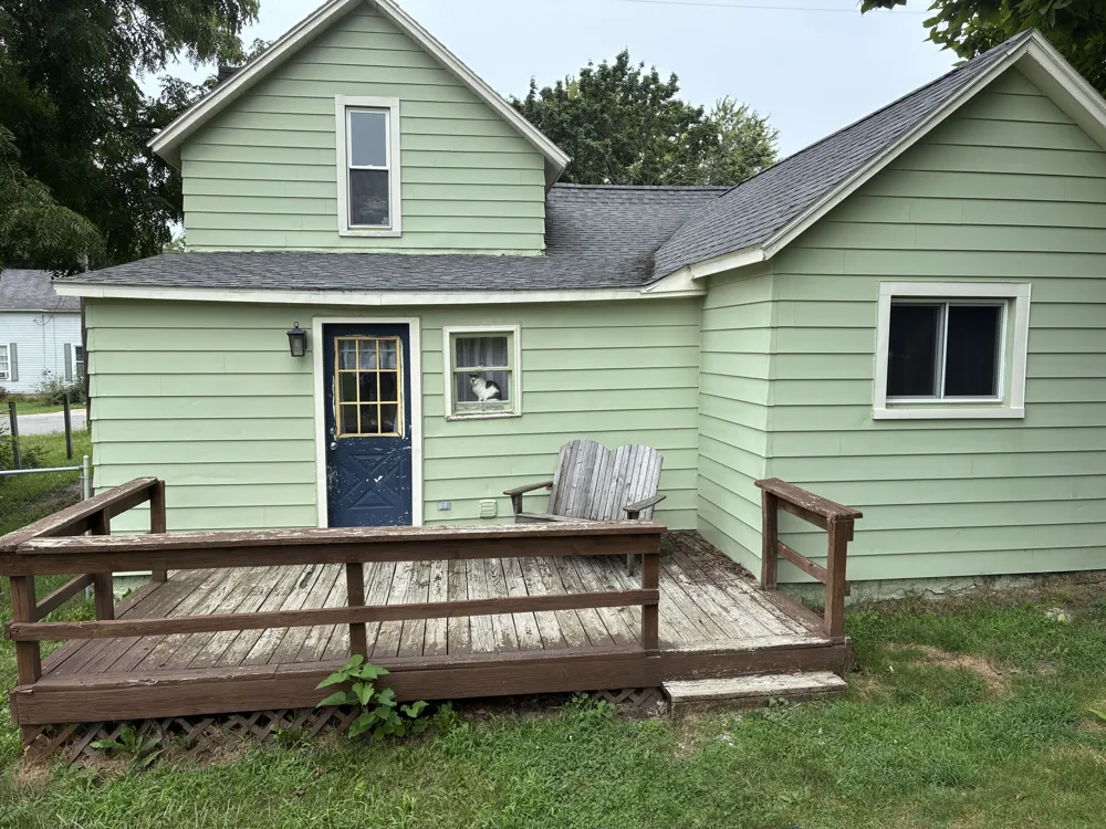 109 E Isabelle Street Belding, MI 48809