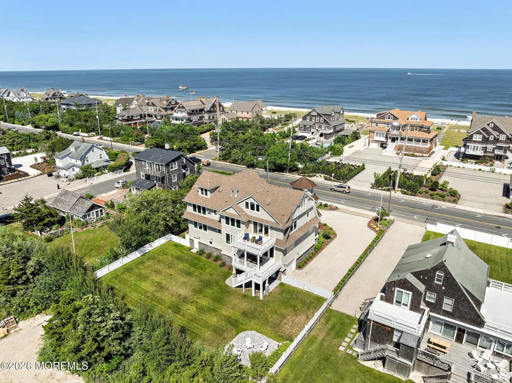 1406 Ocean Avenue Mantoloking, NJ 08738