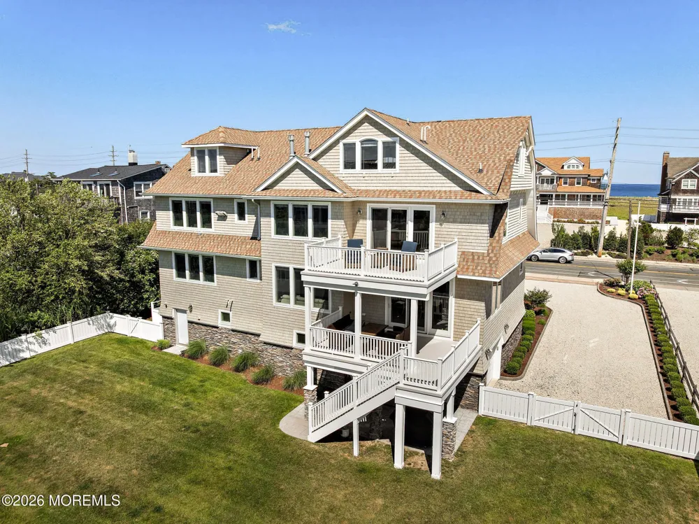 1406 Ocean Avenue Mantoloking, NJ 08738