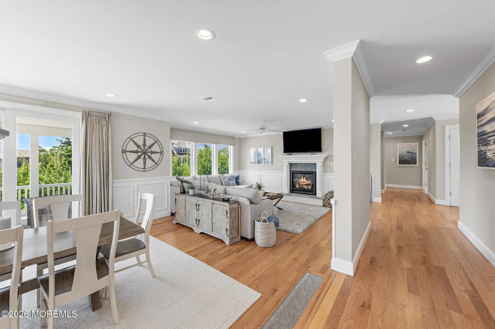 1406 Ocean Avenue Mantoloking, NJ 08738