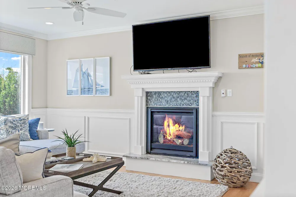 1406 Ocean Avenue Mantoloking, NJ 08738
