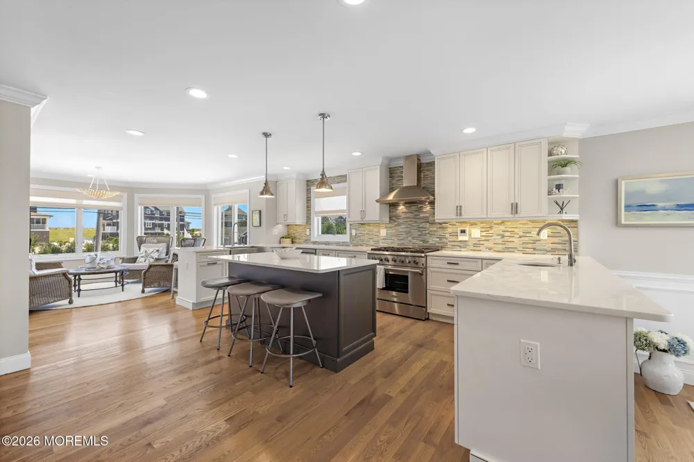1406 Ocean Avenue Mantoloking, NJ 08738