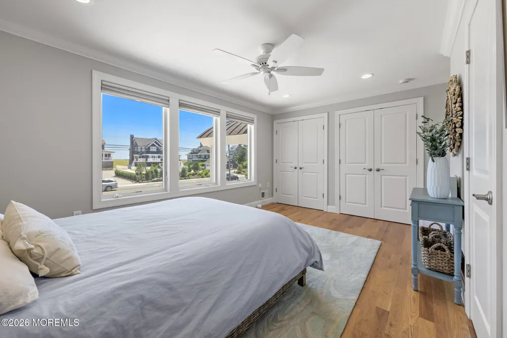 1406 Ocean Avenue Mantoloking, NJ 08738
