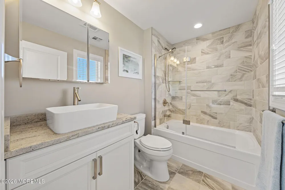 1406 Ocean Avenue Mantoloking, NJ 08738