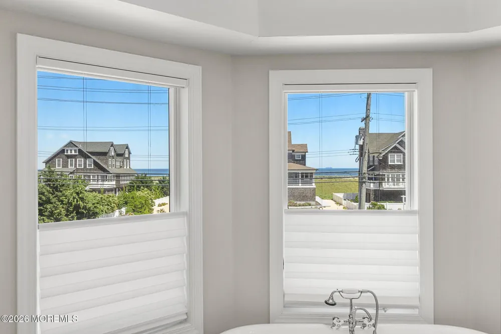 1406 Ocean Avenue Mantoloking, NJ 08738
