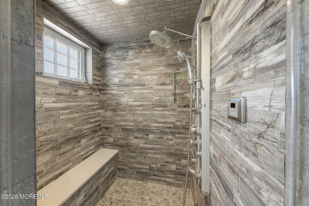 1406 Ocean Avenue Mantoloking, NJ 08738