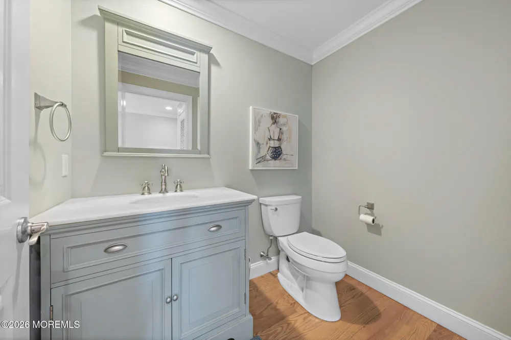 1406 Ocean Avenue Mantoloking, NJ 08738
