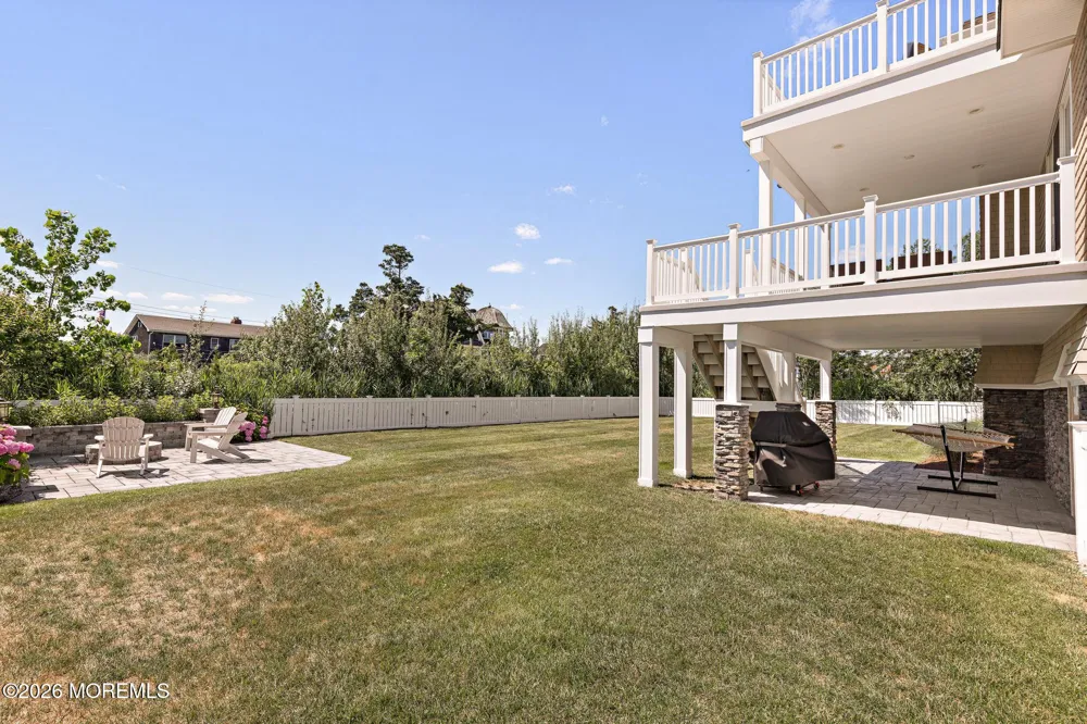 1406 Ocean Avenue Mantoloking, NJ 08738