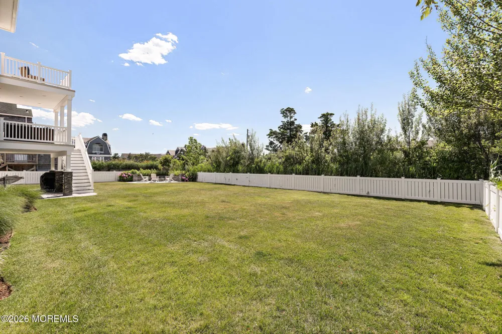 1406 Ocean Avenue Mantoloking, NJ 08738