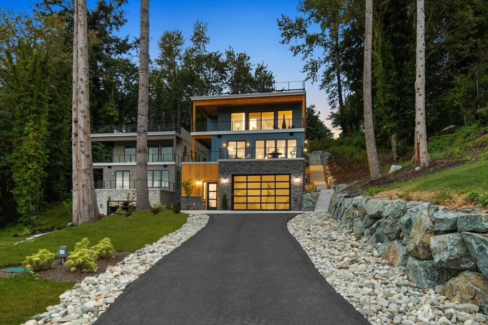 10719 Lake View Drive Lake Stevens, WA 98258