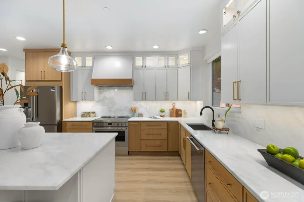 10719 Lake View Drive Lake Stevens, WA 98258
