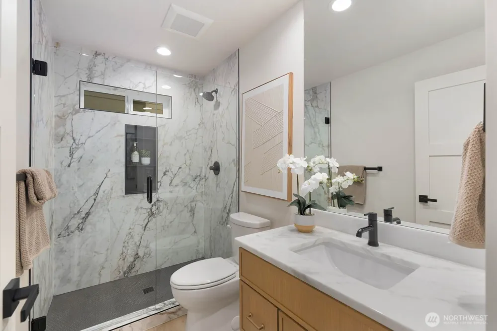 10719 Lake View Drive Lake Stevens, WA 98258