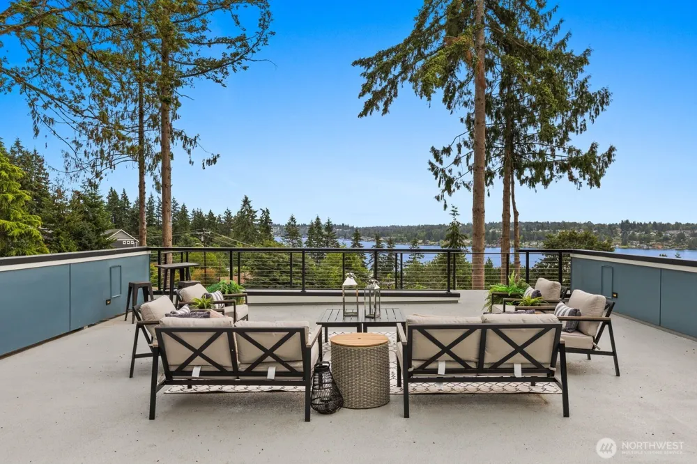 10719 Lake View Drive Lake Stevens, WA 98258