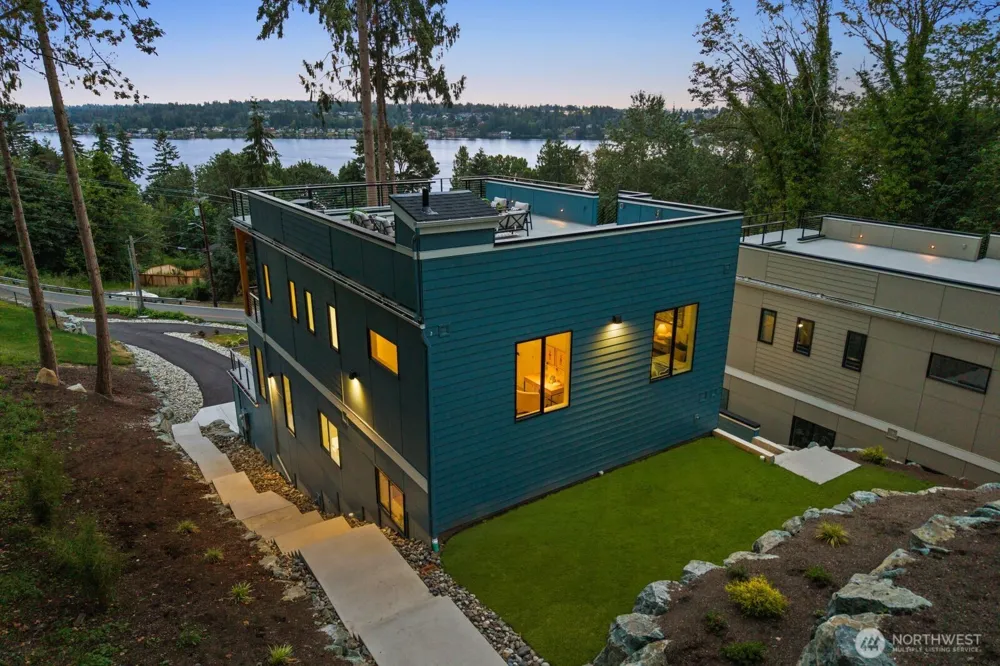 10719 Lake View Drive Lake Stevens, WA 98258