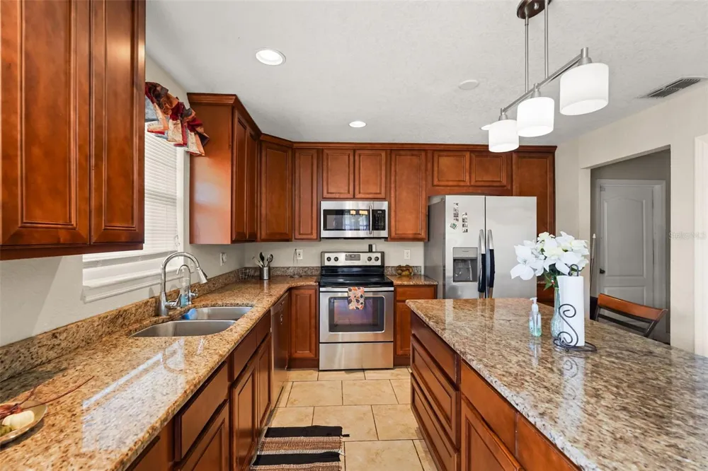 1922 MATTHEW COURT Lakeland, FL 33813