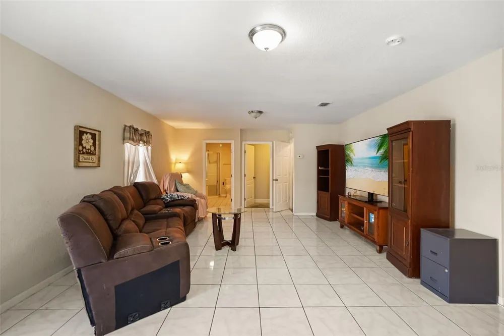 1922 MATTHEW COURT Lakeland, FL 33813