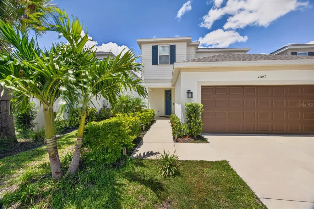15069 SHADY PALMS LANE Nokomis, FL 34275
