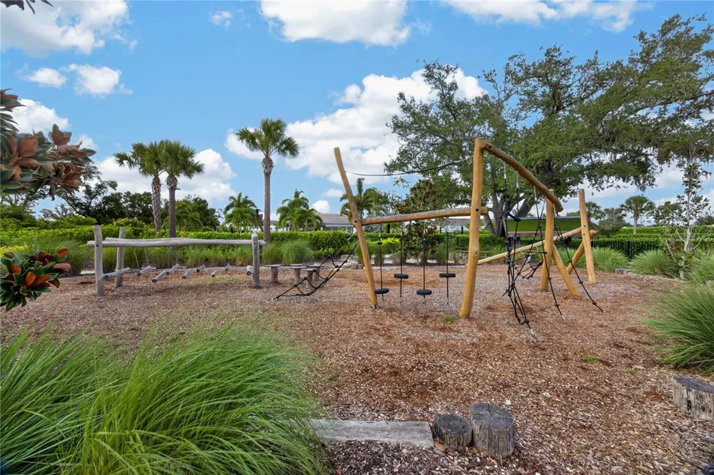 15069 SHADY PALMS LANE Nokomis, FL 34275