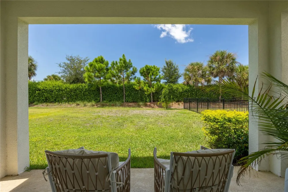 15069 SHADY PALMS LANE Nokomis, FL 34275