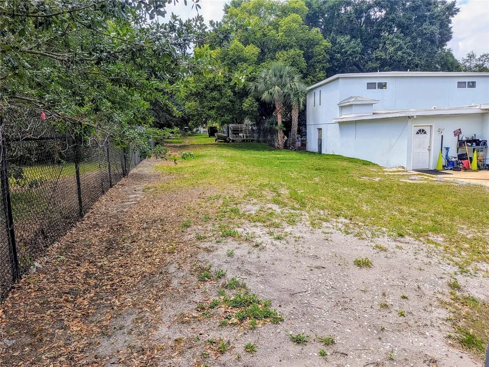 418 S HYER AVENUE Orlando, FL 32801