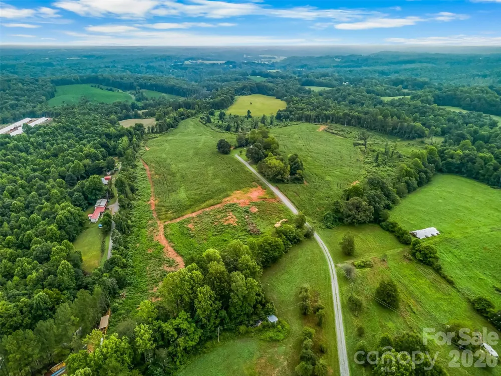 2537 Mary Lane Hamptonville, NC 27020