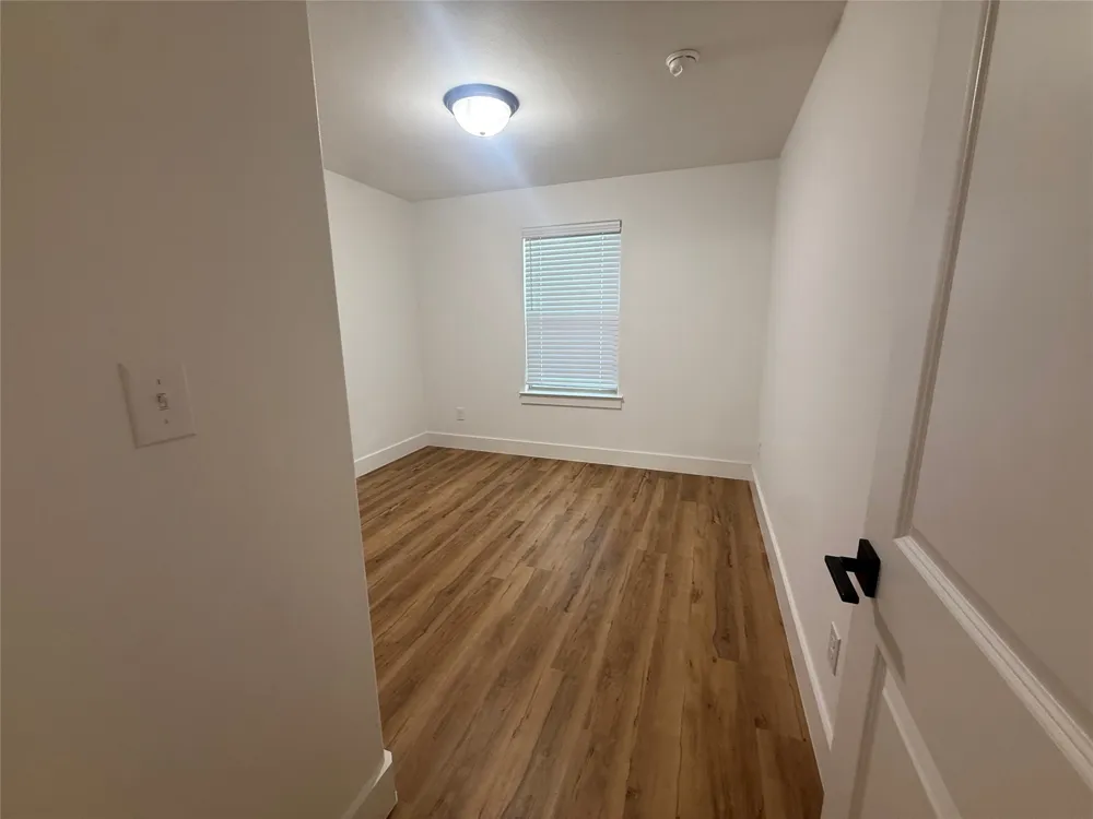 905 E 10th Street Bonham, TX 75418