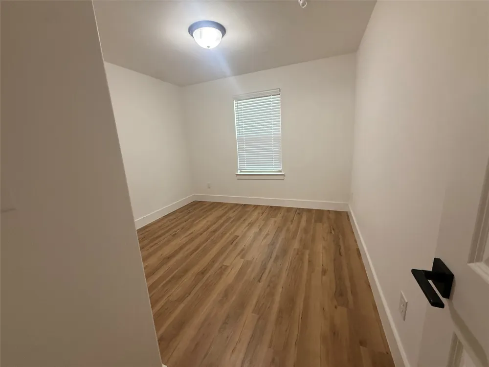 905 E 10th Street Bonham, TX 75418