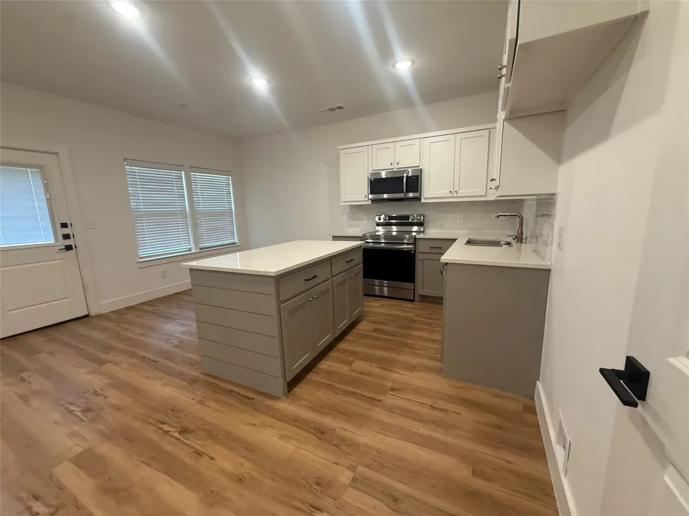 905 E 10th Street Bonham, TX 75418