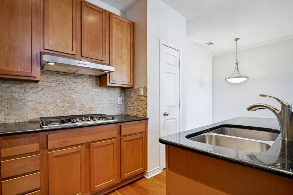 2016 Azure Pointe Richardson, TX 75080