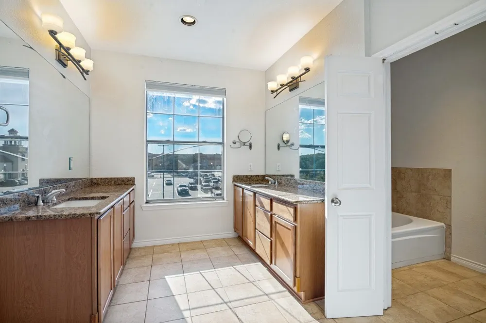 2016 Azure Pointe Richardson, TX 75080