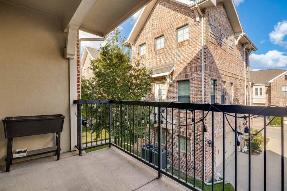 2016 Azure Pointe Richardson, TX 75080