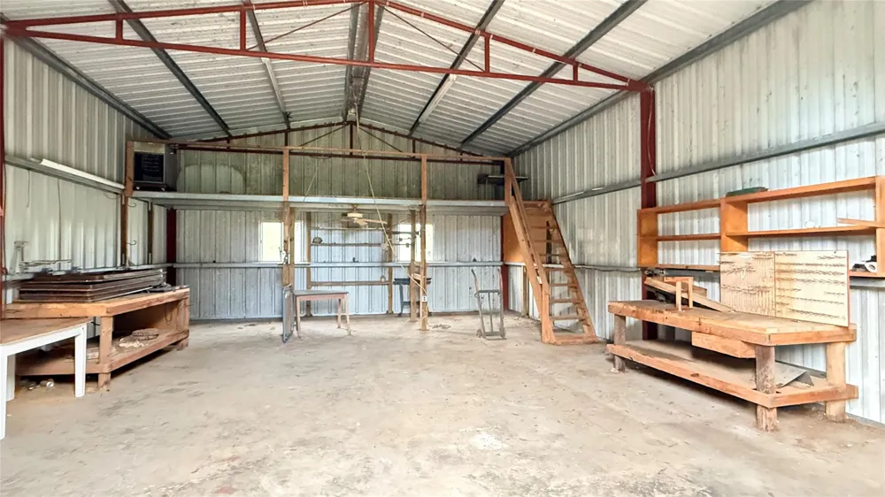 2436 S State Highway 71 El Campo, TX 77437