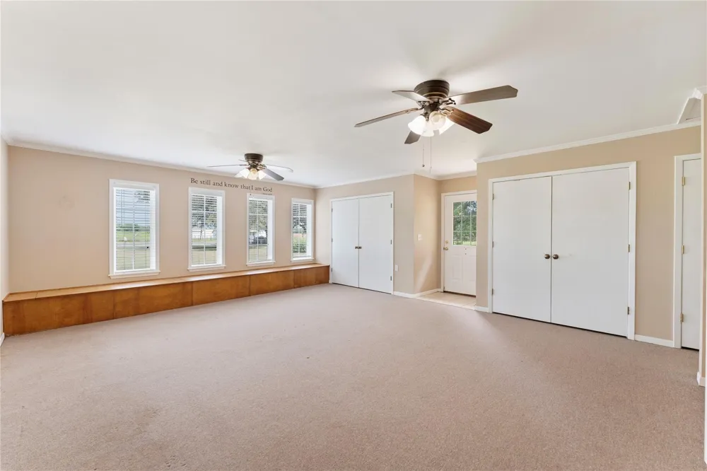 2436 S State Highway 71 El Campo, TX 77437