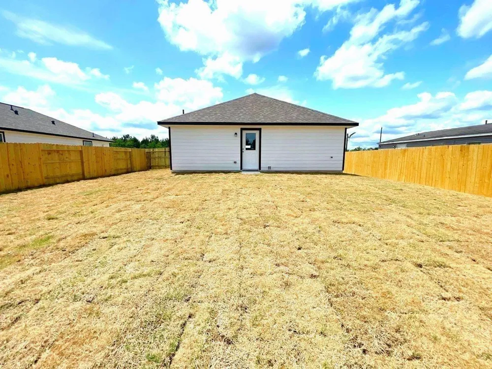 340 Road 5105 Cleveland, TX 77327